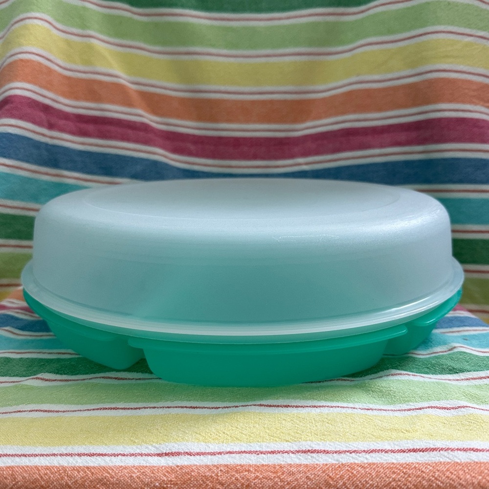 Tupperware Divided Tray With Lid